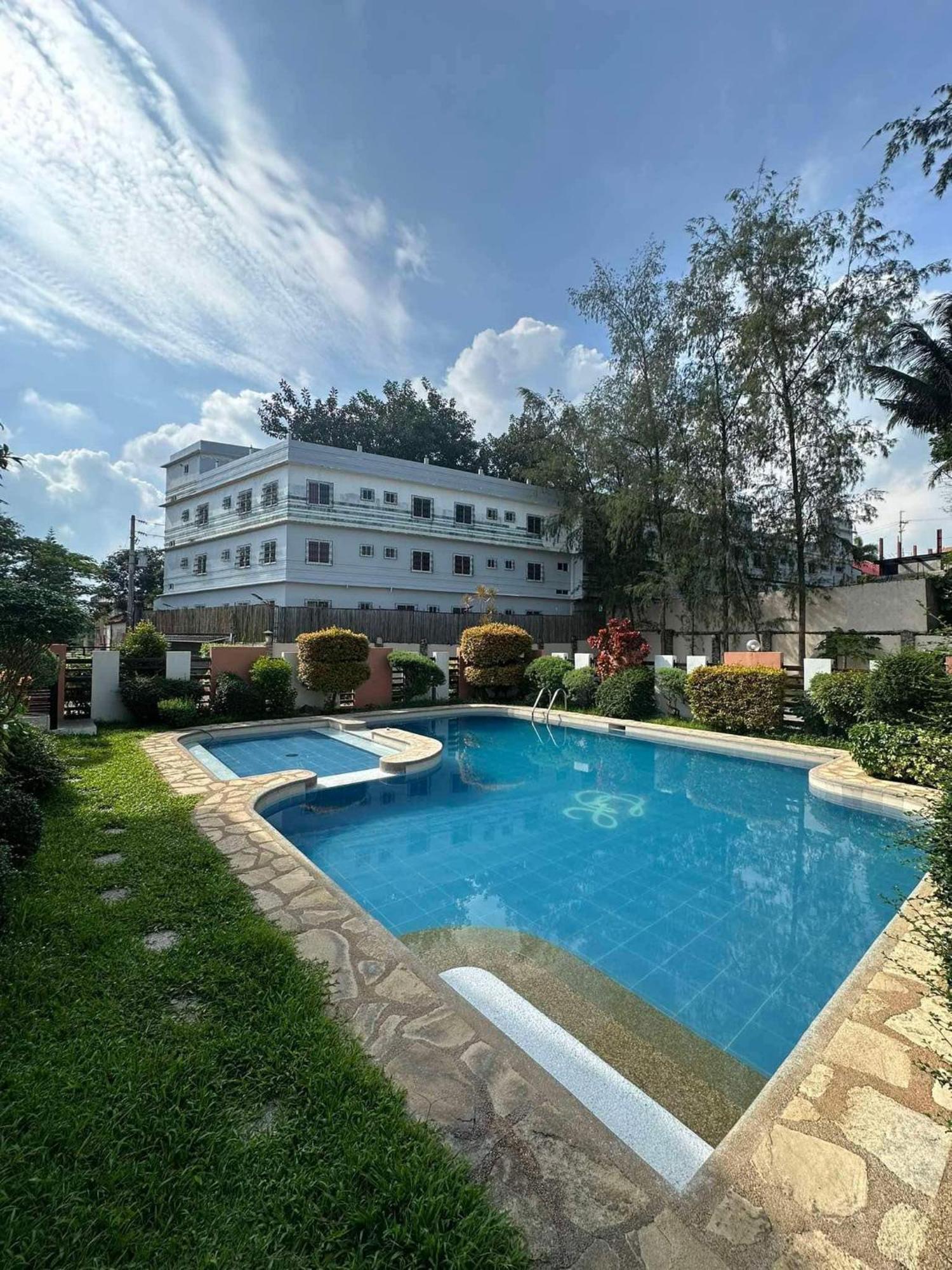 Tagaytay Hampton Villa Тагайтай Экстерьер фото